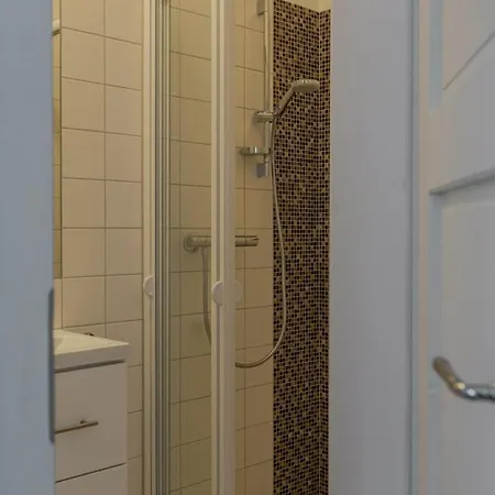Elbufer Apartment *