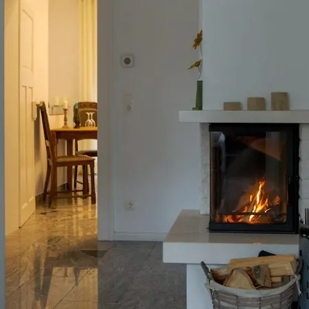 Elbufer Apartment *